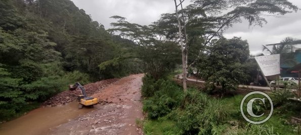 Rio Entaz at Carretera Fernando Belaunde Terry