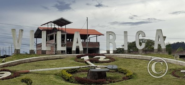 city name sign and clock at the terminal (4)