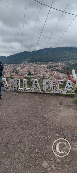city name sign at Mirador La Cumbre