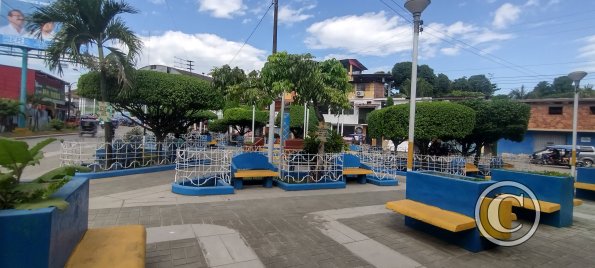 Calle Libertad from Jiron Angamos
