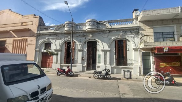 Calle Gen. Justino Muniz near Calle Jose Batile y Ordonez