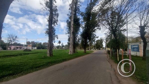 Calle Juana de Ibarbourour near Calle Eugenio Garzon