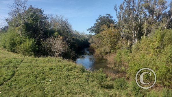 Av. Paul Harris looking at Arroyo Tacuaembo
